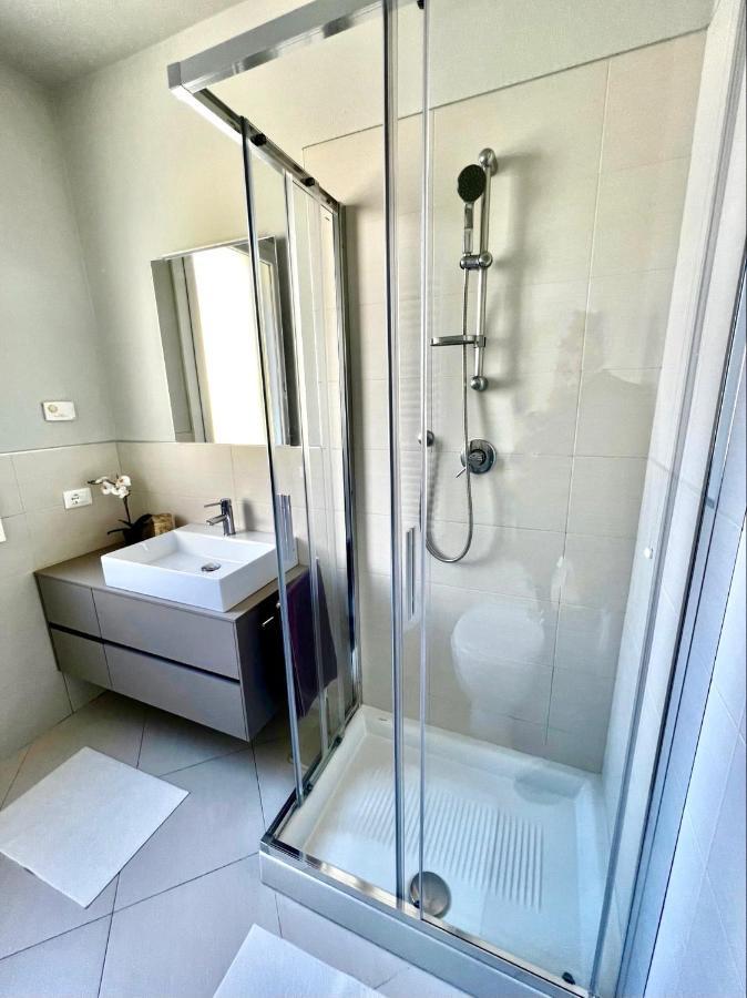 Erman House - Naviglio Riviera Del Brenta Venezia Apartment Доло Екстериор снимка